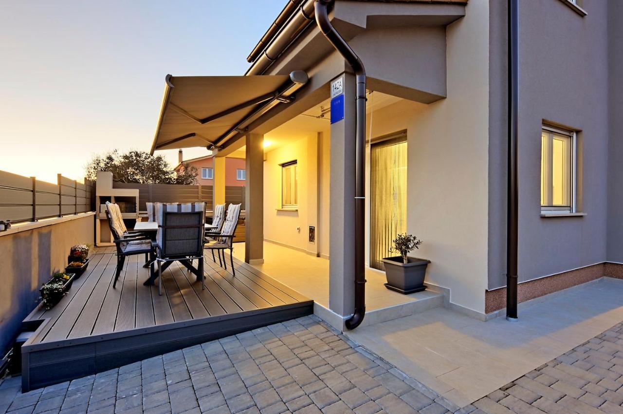 Casa Tara Three-Bedroom Holiday Home Póla Kültér fotó
