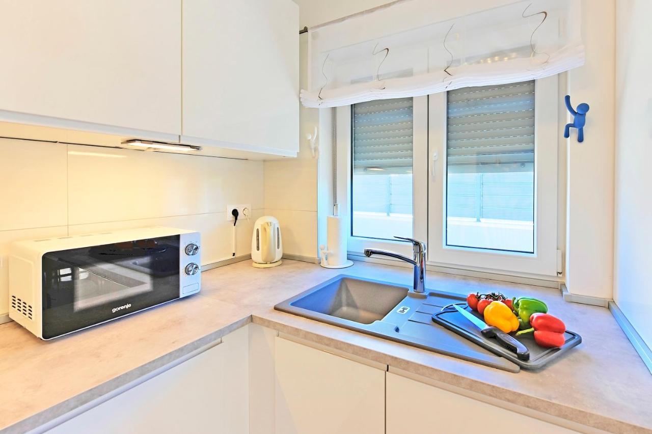 Casa Tara Three-Bedroom Holiday Home Póla Kültér fotó